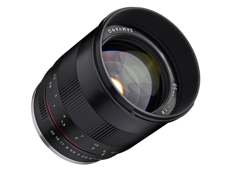 サムヤン、APS-C対応MFレンズ「SAMYANG 85mm F1.8 ED UMC CS
