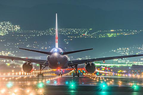 書籍紹介 人生を変えた夜の飛行機写真は どのように写し出されたのか デジカメ Watch