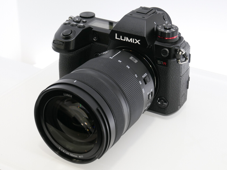 パナソニック、「LUMIX S1R」「LUMIX S1」を日本初披露 - デジカメ Watch