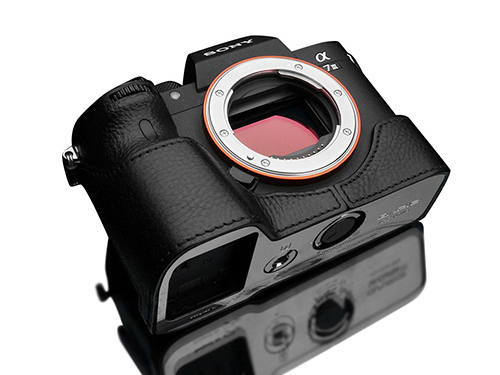 GARIZ、ソニーα9/α7R III/α7 IIIに対応したレザーカメラケース