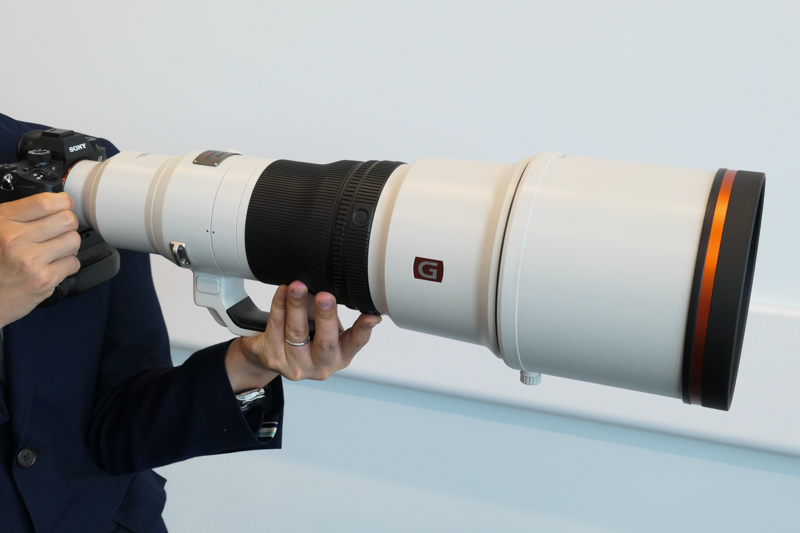 写真で見るソニー「FE 600mm F4 GM OSS」「FE 200-600mm F5.6-6.3 G 