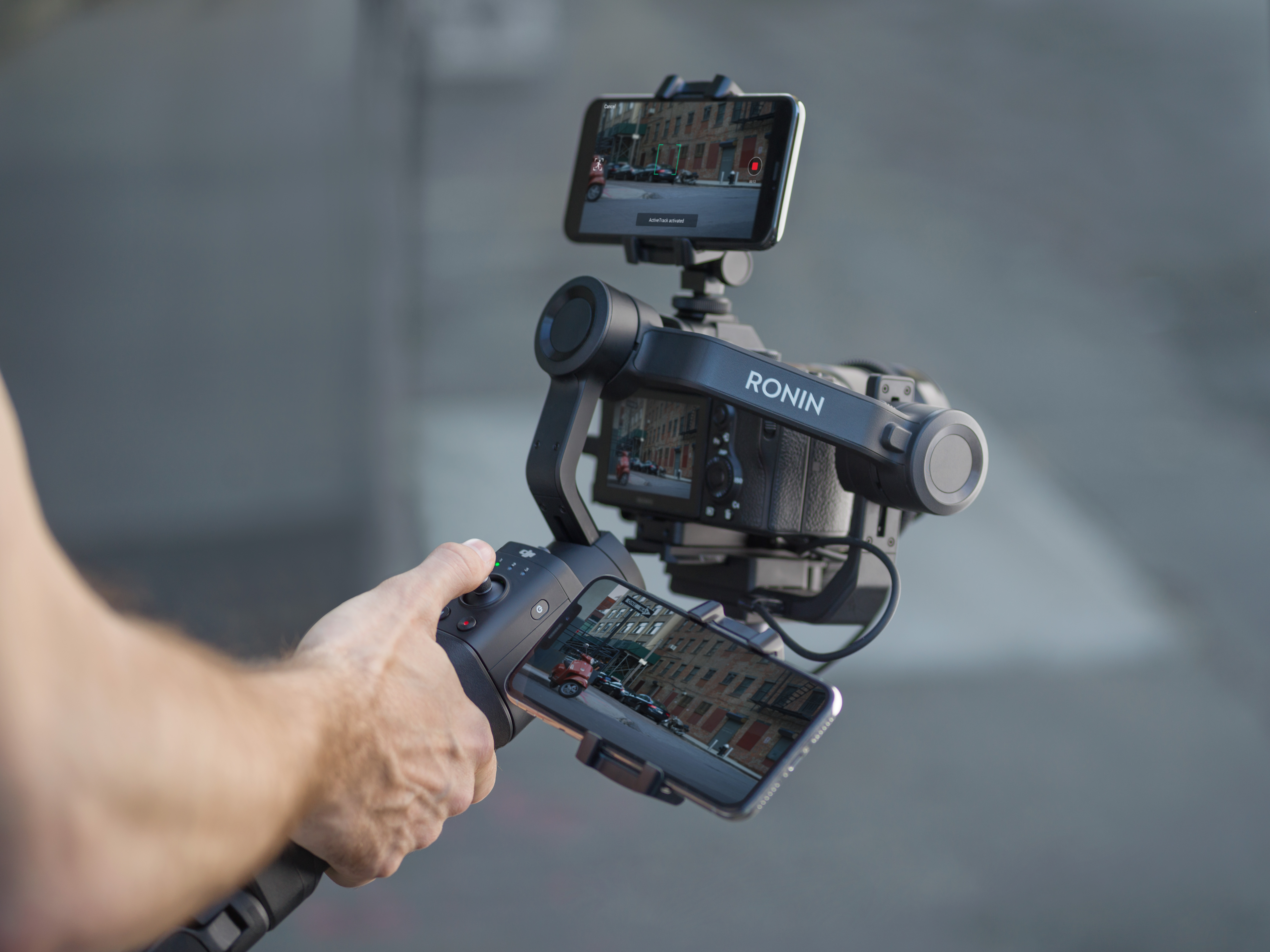 品質満点！ DJI Ronin-SC ミラーレスカメラ用の3軸スタビライザー