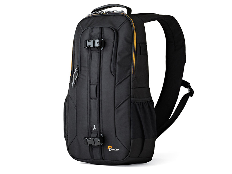 Lowepro、スリングタイプのカメラバッグ - デジカメ Watch