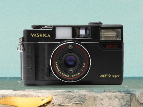 セブンシーズ・パスタ、YASHICAブランドのフィルムカメラ「MF-2 Super 