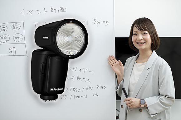 特別企画：“企業案内” “求人広告”をProfoto A10で撮るには ...