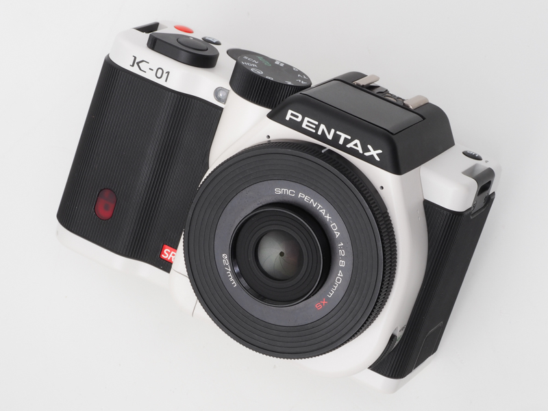 【美品】ペンタックス PENTAX K-01 《ショット数613回》液晶画面はとても綺麗です