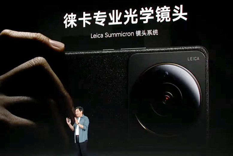 1インチセンサー含む3眼カメラ。ライカ共同開発スマホ「Xiaomi