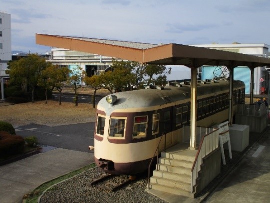 イベント告知】“懐かしの国鉄色”に塗り替えた車両を撮影できる「吹田総合車両所見学ツアー」。1.3万円・計100名 - デジカメ Watch