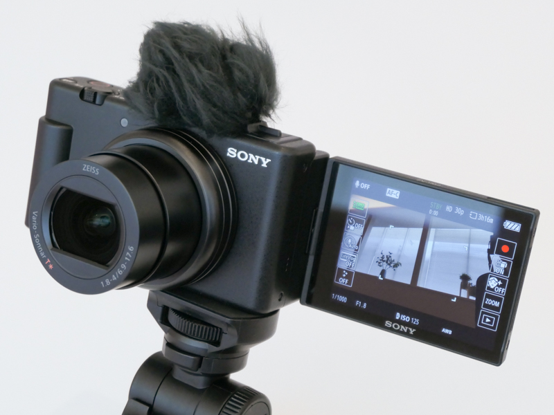 広角端18mm相当になった1.0型コンパクト「VLOGCAM ZV-1 II」ハンズオン