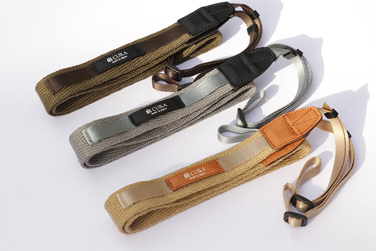 2種類のテープを使用した「ヘリンボーンコンビストラップ」 - デジカメ