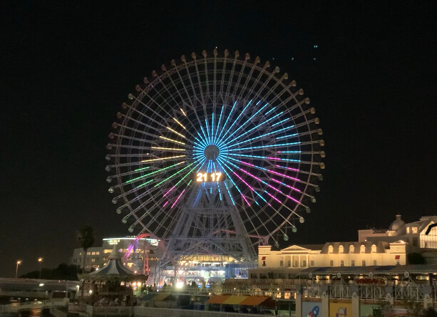 イベント告知】みなとみらい21、大観覧車「コスモクロック21」の特別イルミネーション - デジカメ Watch