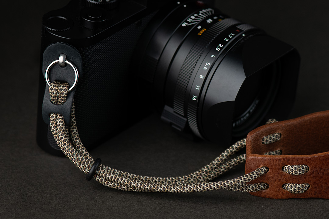 WOTANCRAFT、“レザー×パラシュートコード”の新カメラストラップ