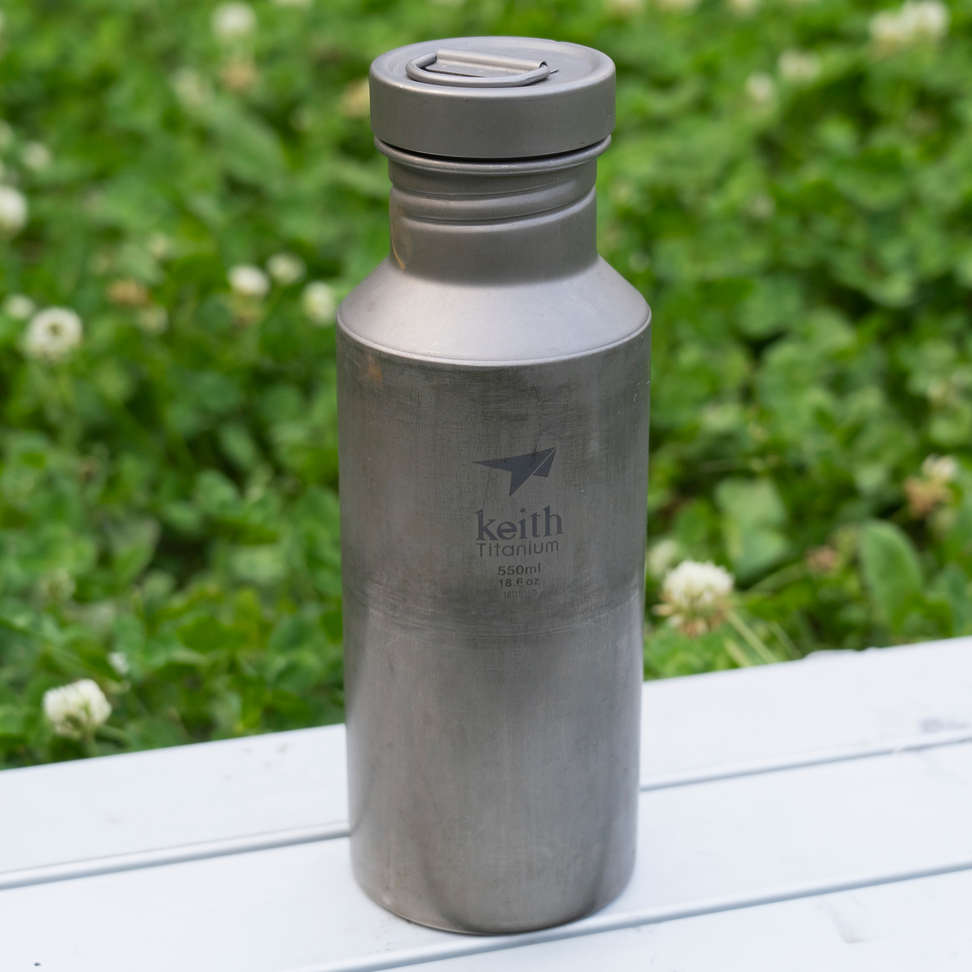 クルマとカメラ、車中泊：#14：チタンボトル。撮影中のひと休憩に