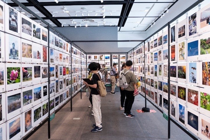 富士フイルム、参加型写真展「“PHOTO IS”想いをつなぐ。あなたが 富士フイルム、参加型写真展「“PHOTO IS”想いをつなぐ。あなたが