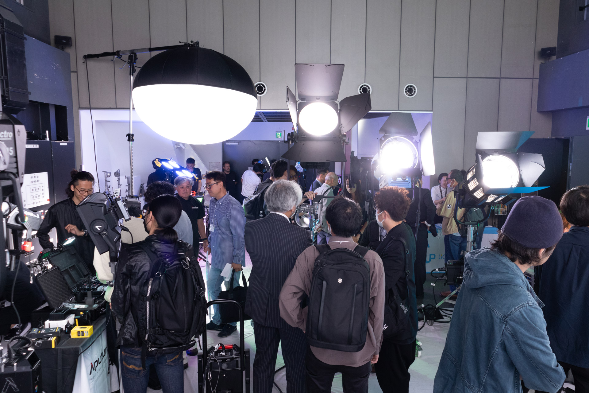 Wystic LED ライティング機材 イベントレポート】撮影用LEDライトが一堂に会した「LED Lighting