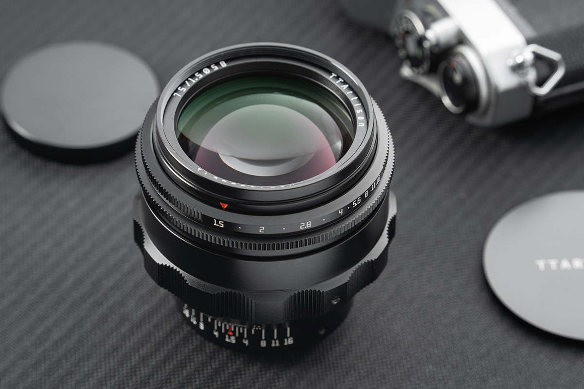銘匠光学 TTArtisan 75mm f/1.5 M42マウント ぐるぐるボケ