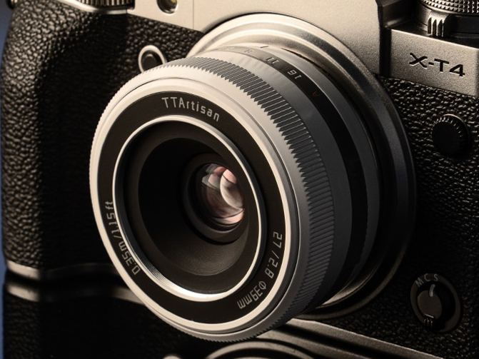 TTArtisan AF 27mm f/2.8」Xマウント用に限定ホワイトカラー TTArtisan AF 27mm f/2.8」Xマウント用に限定ホワイトカラー