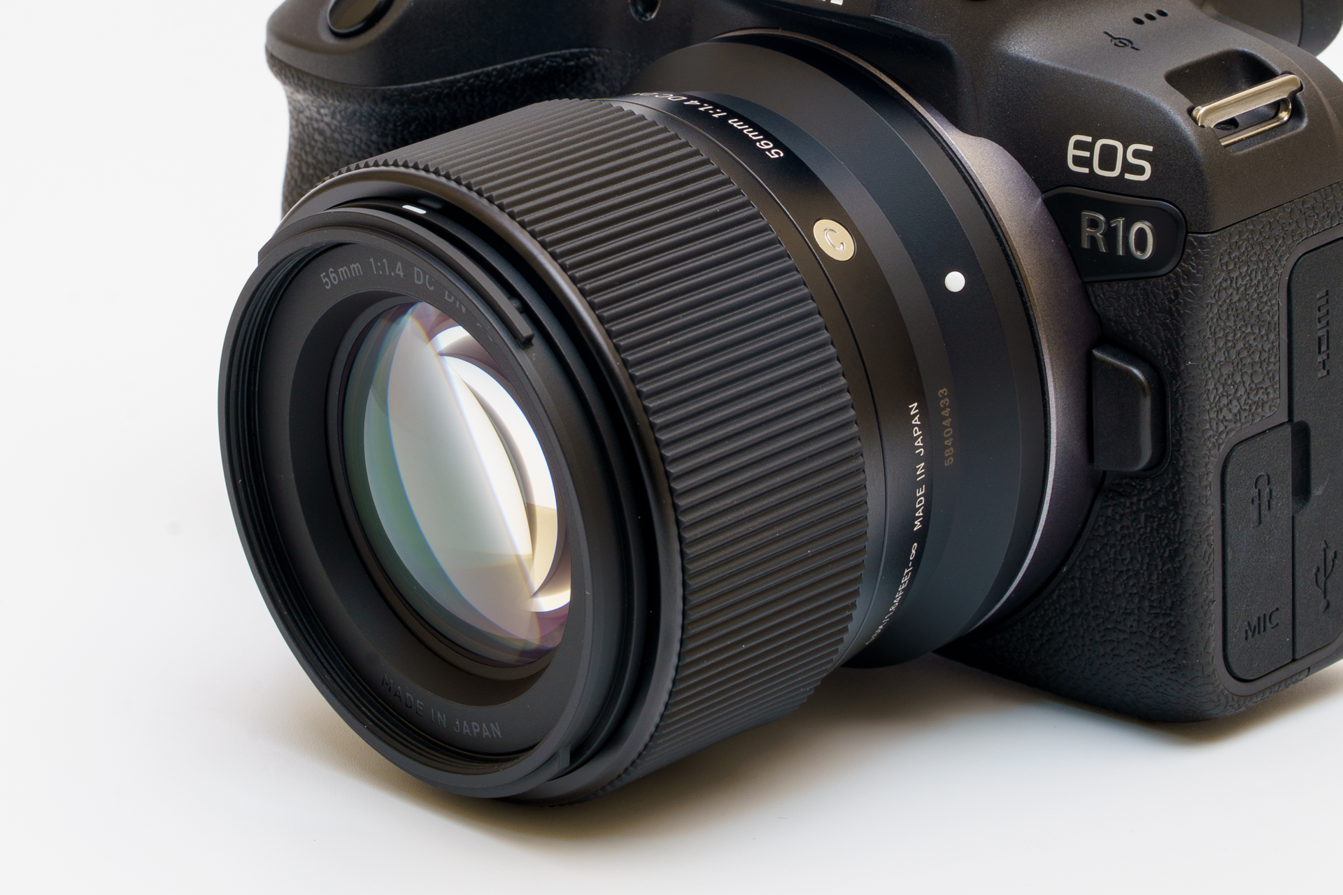 新品級 シグマSIGMA Canon EF-Mマウント 56mm F1.4 Amazon.co.jp: シグマ(Sigma) レンズ 56mm F1.4 DC DN Canon