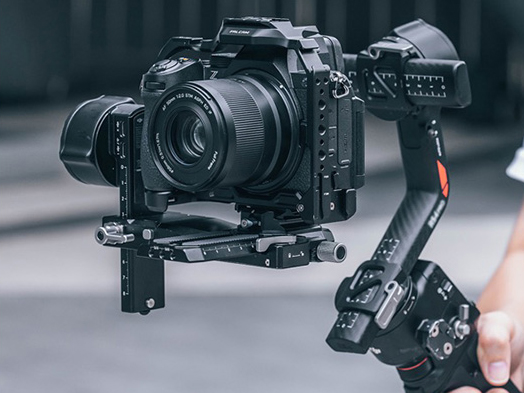 FALCAMクイックリリースに対応するニコン「Z5II」用カメラケージなど