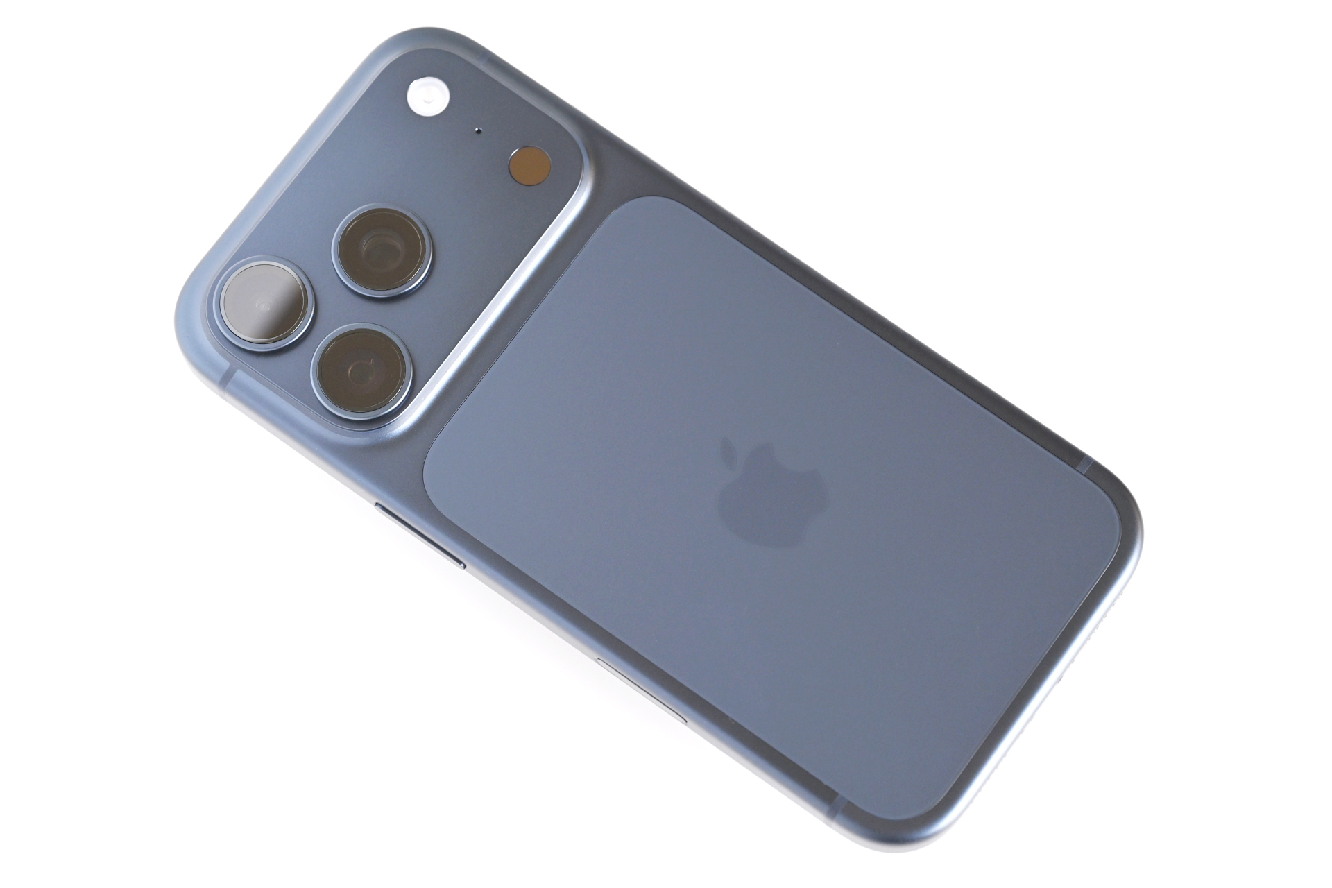 新製品レビュー：Apple iPhone 17 Pro - デジカメ Watch