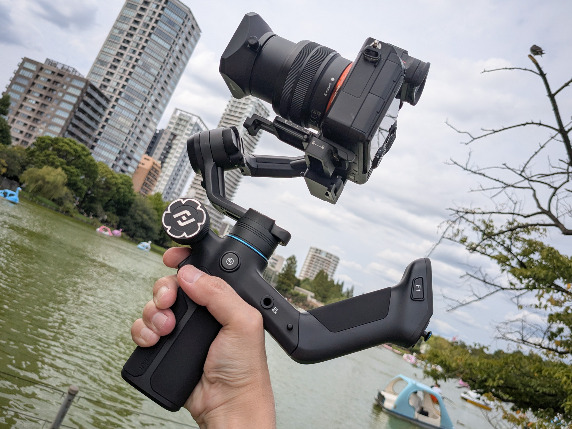 動作確認済】 OLYMPUS FE-220 デジカメ コンデジ カメラ 完動品