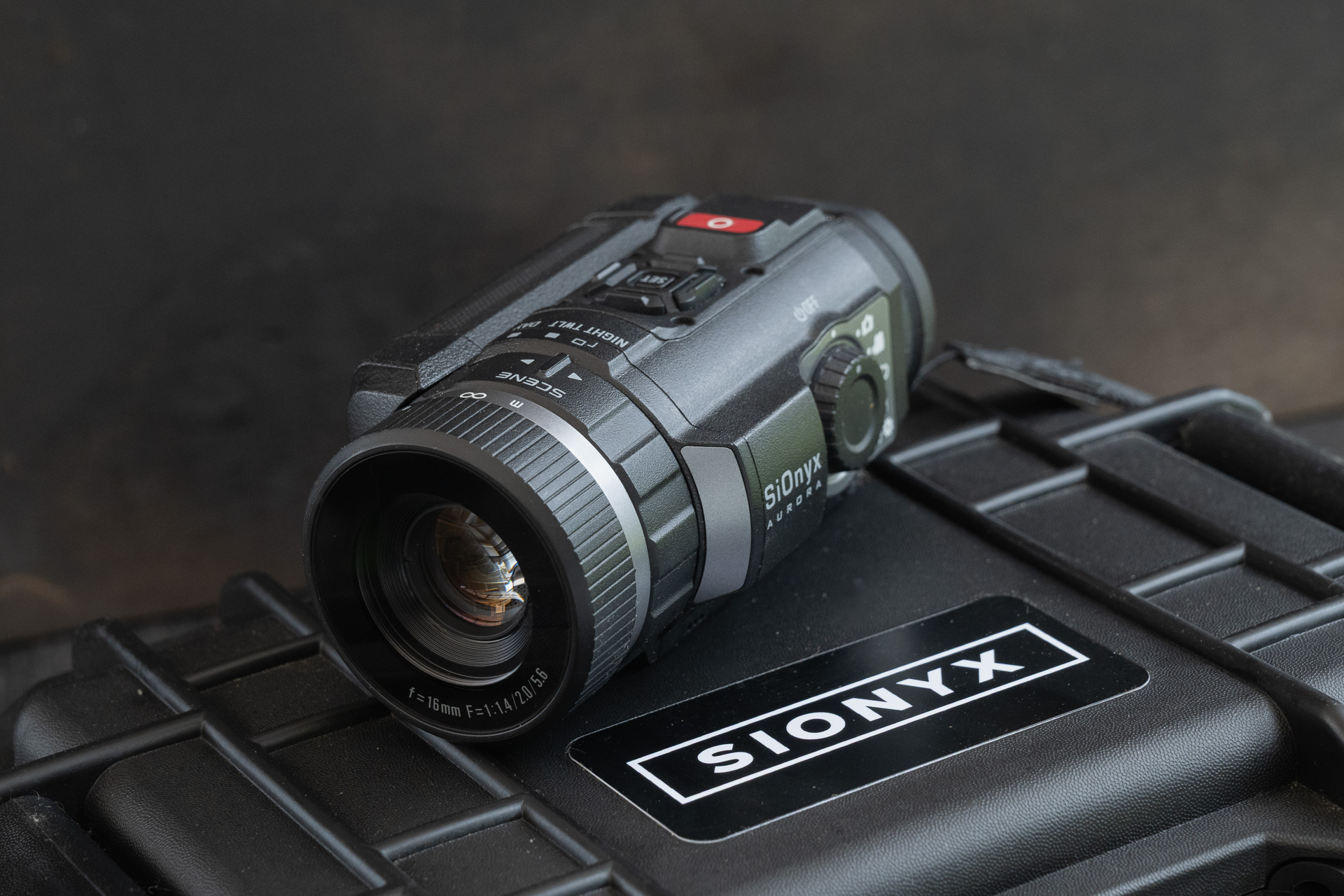 クルマとカメラ、車中泊：天体撮影にも利用可能 超高感度カメラの