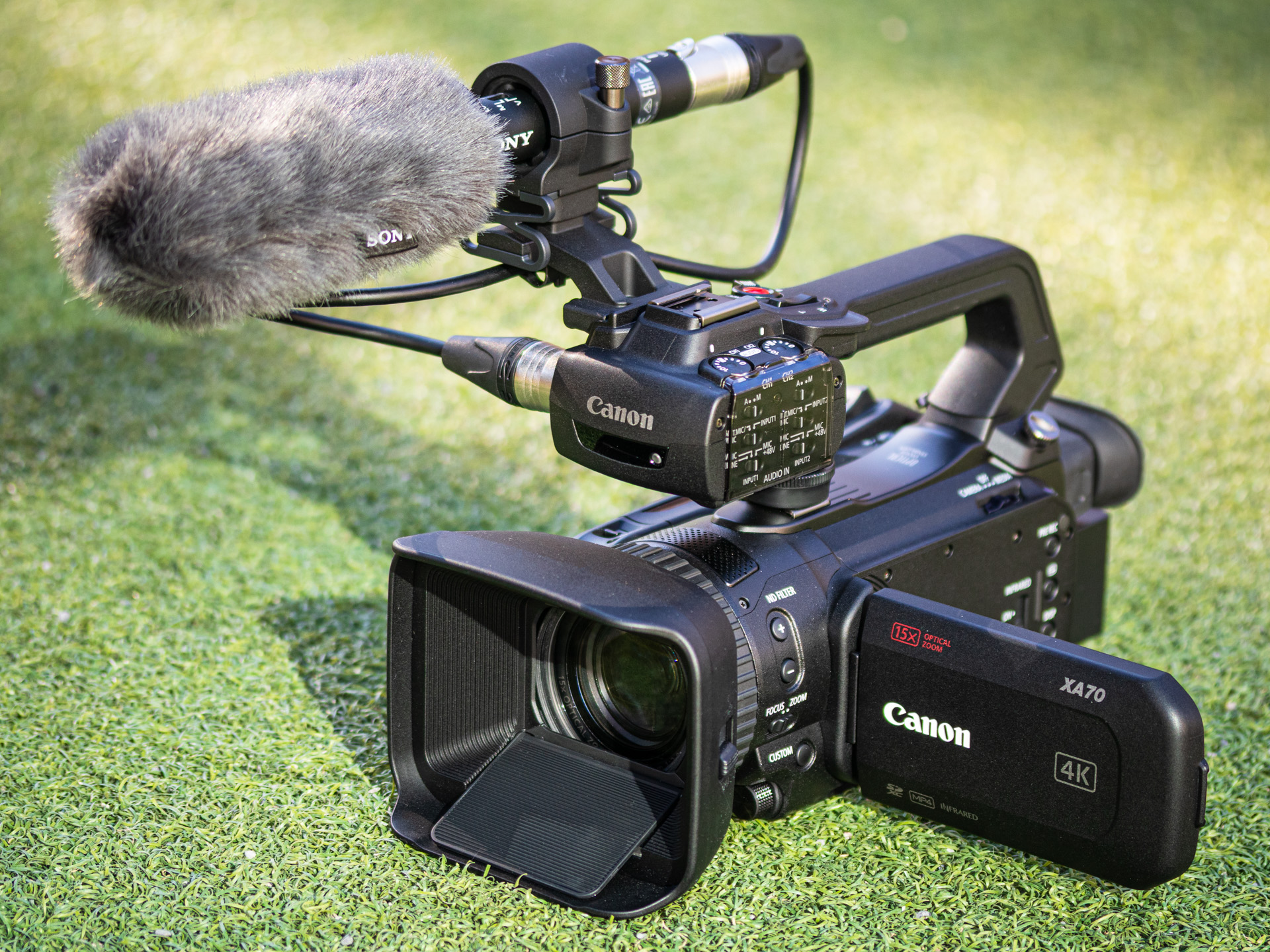 私はこれを買いました！：業務用ビデオカメラで動画撮影の幅が広がった