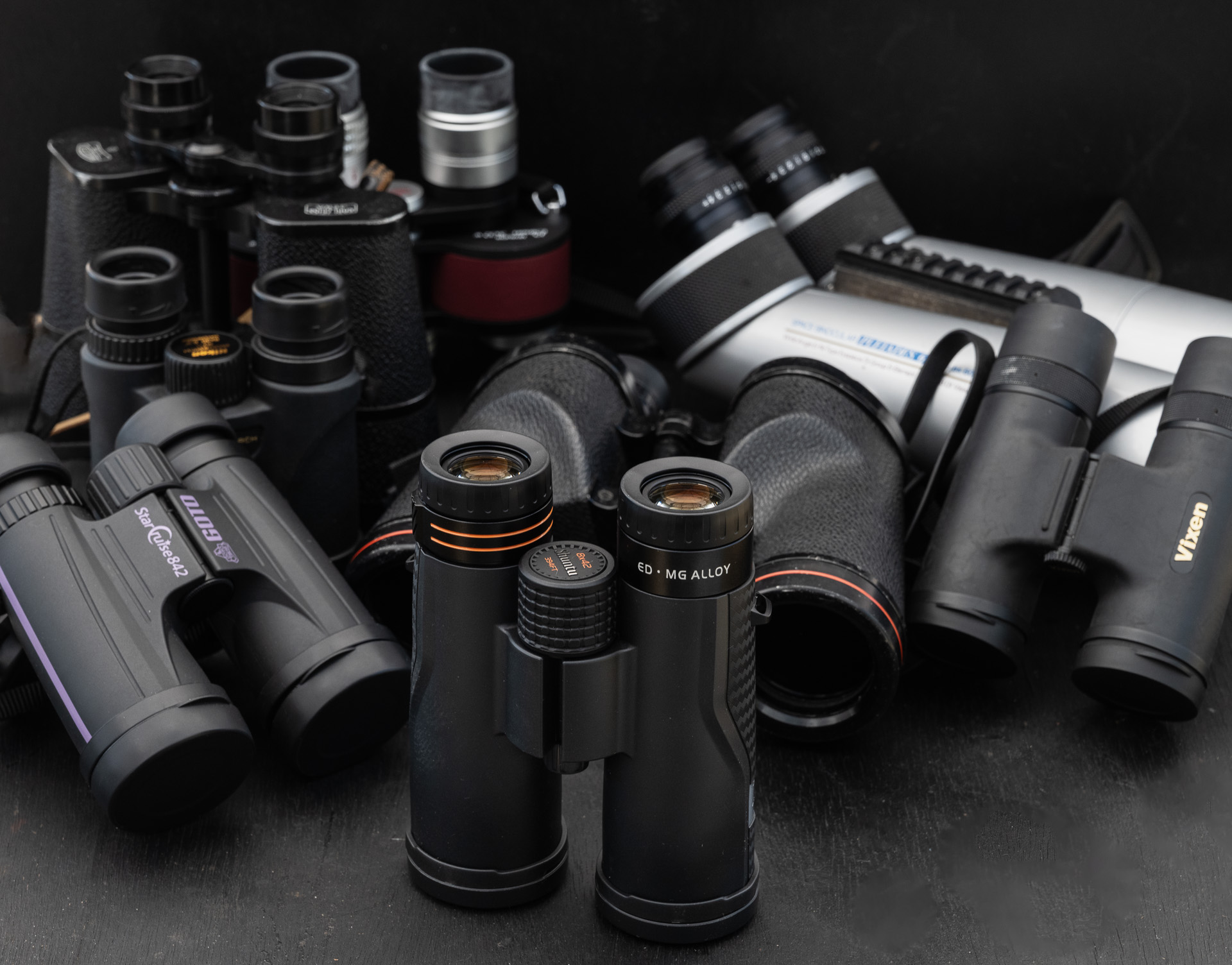 クルマとカメラ、車中泊：撮影時の安全のため、双眼鏡を常備