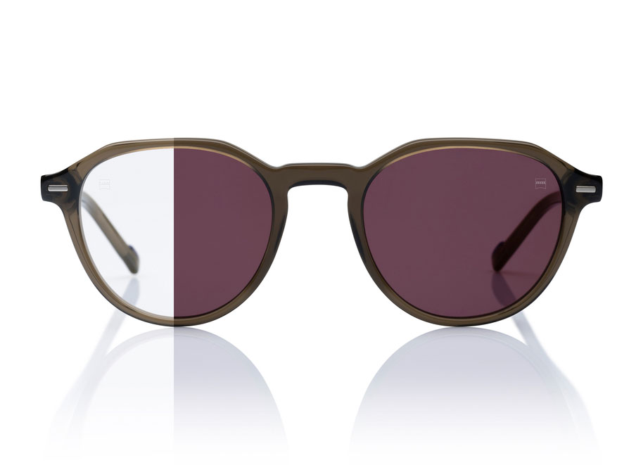 ZEISSの調光レンズに「新色Burgundy」　深みのある赤で“上品さと個性”を演出　