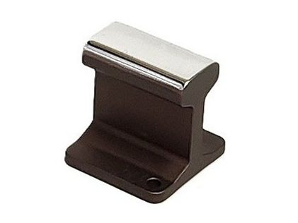 線路がモチーフの「レールシューカバー」　C型キーホルダーが付属　