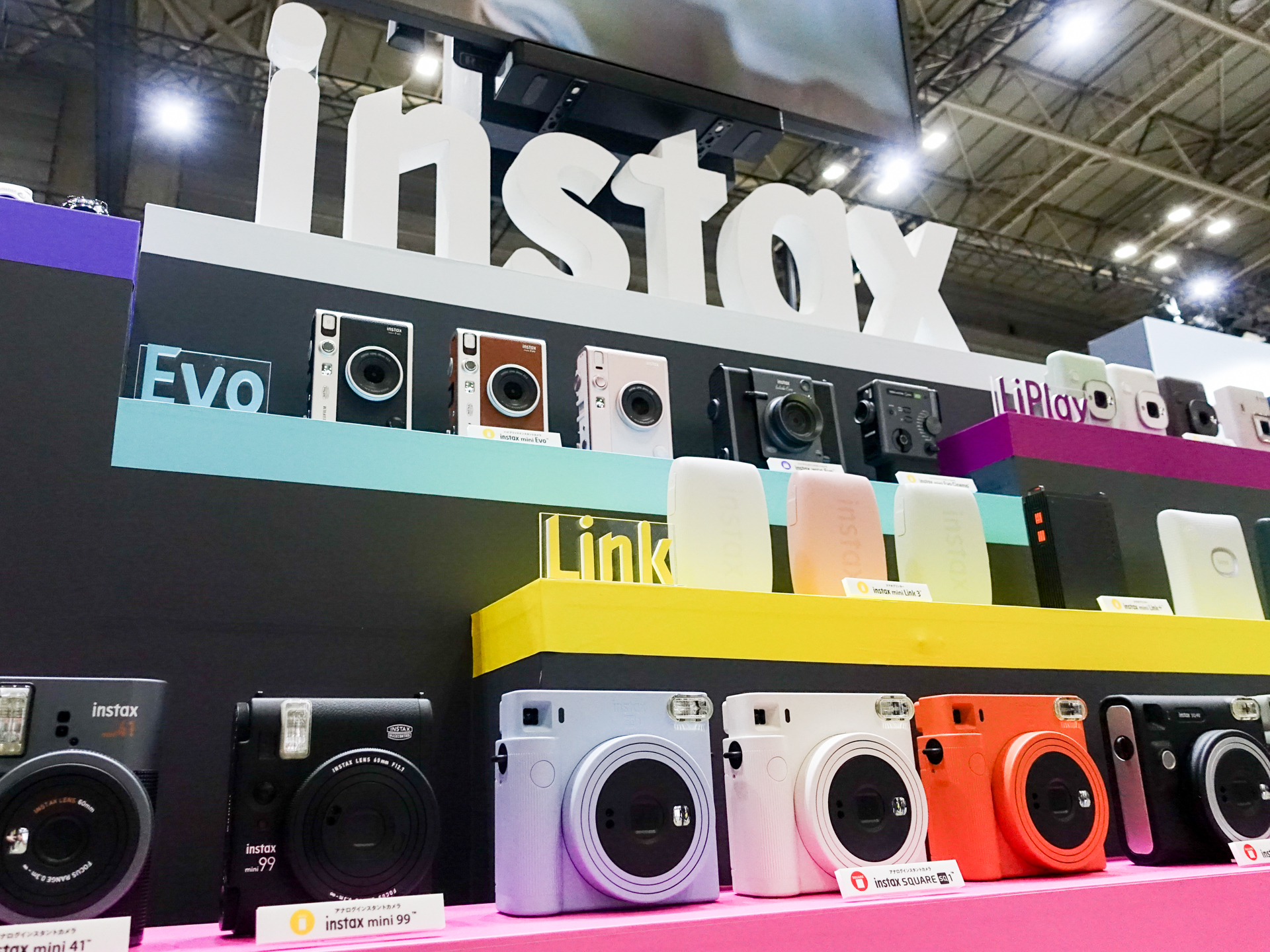CP+2026】instax“チェキ”コーナーが盛り上がりを見せる富士フイルム