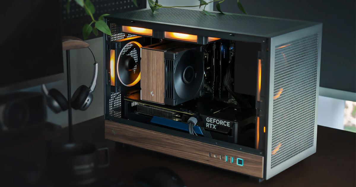 木目調デザインのmicroATXケース　40cmクラスの大型グラボにも対応