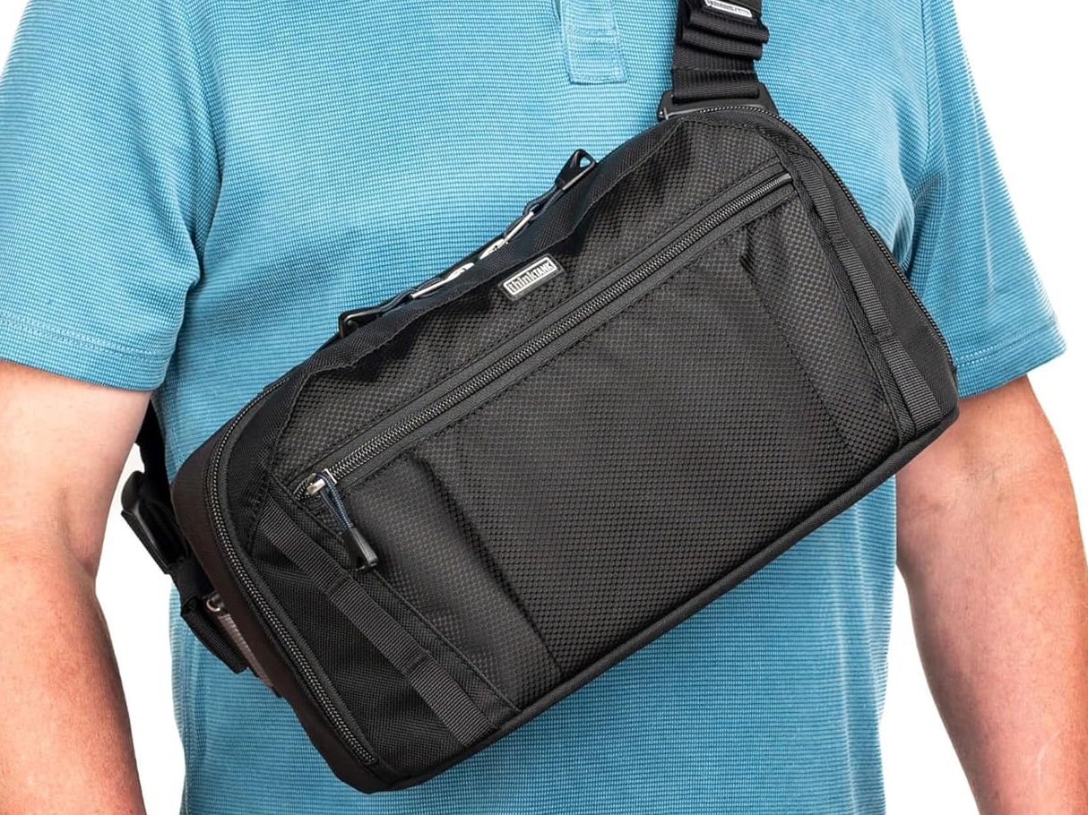 本日のお買い得商品 サブバッグとして交換レンズを携行。thinkTANKphoto「プレスパス 10」が9%OFF