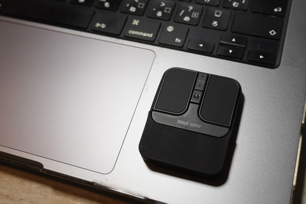 クルマとカメラ、車中泊 やっと見つけた究極のマウス。小さくて四角い、車中泊ワーケーションの必需品 - デジカメ Watch