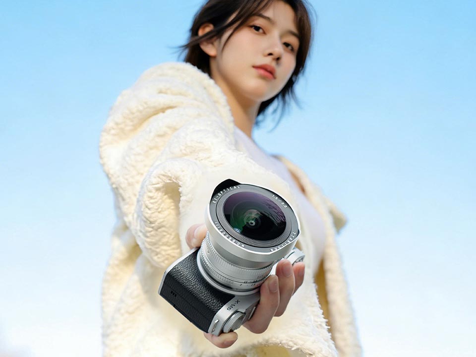 APS-C魚眼レンズ「TTArtisan 7.5mm f/2」にシルバーが追加　35mmフルサイズカメラで円周魚眼風にも