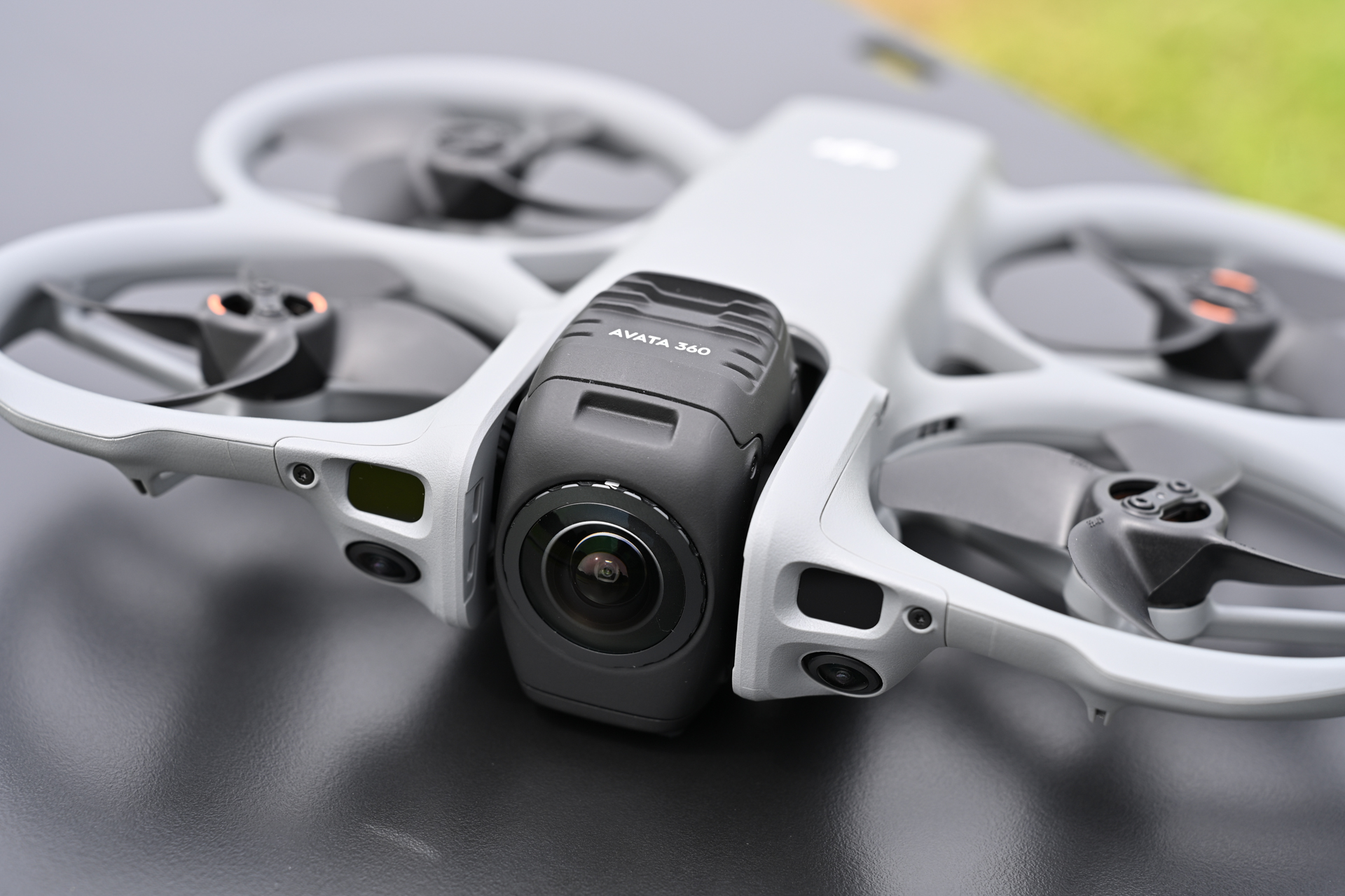 新製品レビュー：DJI Avata 360　「飛んだ空間を丸ごと持ち帰る」新時代のドローン　8K 360°動画が変える空撮の常識