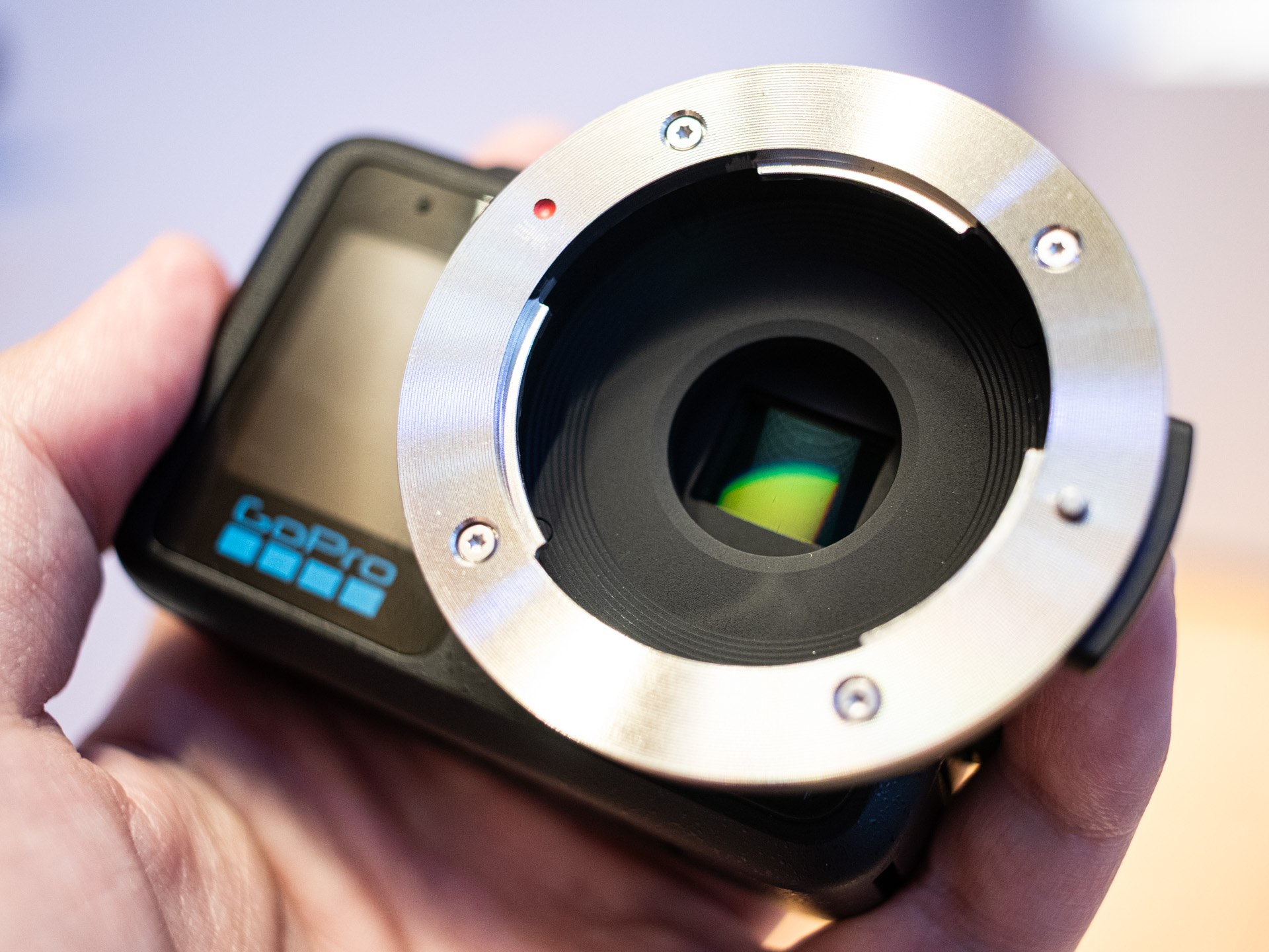 GoProが「レンズ交換式シネマカメラ」に挑戦する理由　発売前のMISSION 1シリーズを日本初公開　8Kオープンゲート記録も可能
