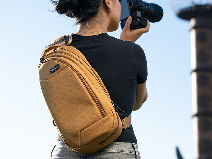 thinkTANKphotoのスリングバッグ「ターンスタイル」がサステナブル仕様に　