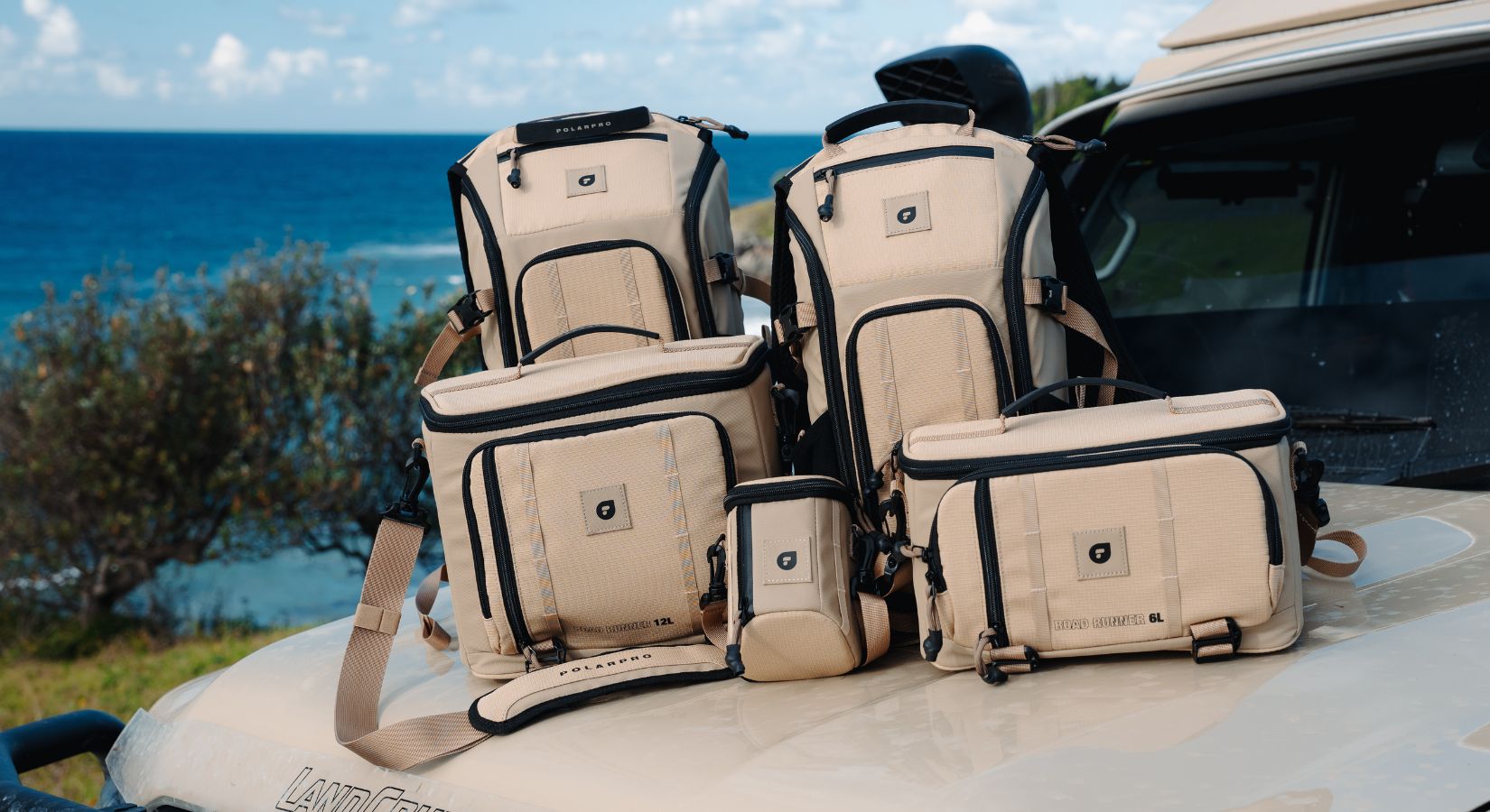 PolarProの軽量カメラバッグ「RoadRunner」に新色　明るいアースカラーの「Desert」