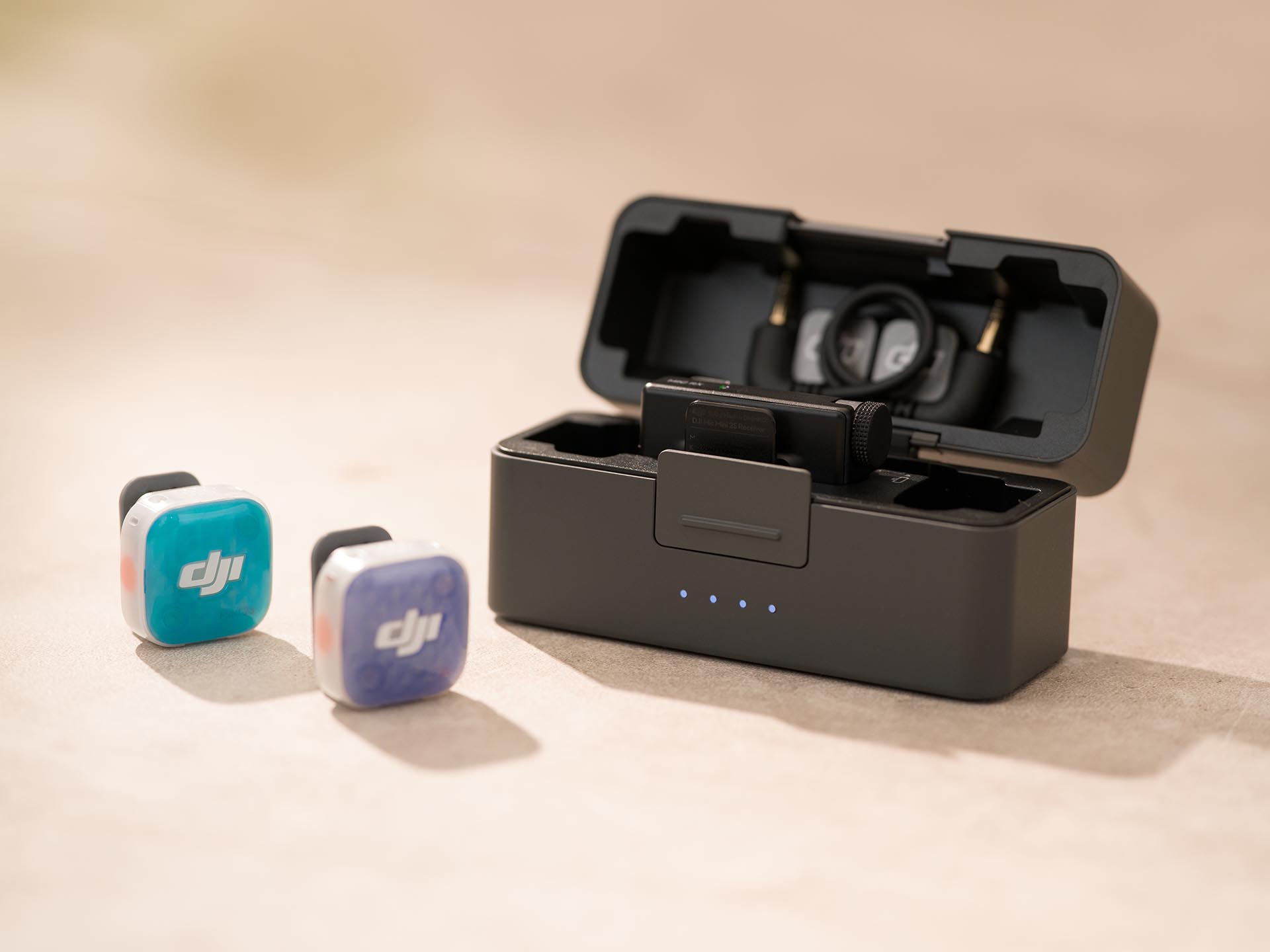 内部収録が可能になった「DJI Mic Mini 2S」　レシーバーの4台接続にも対応　AIノイズキャンセリングも