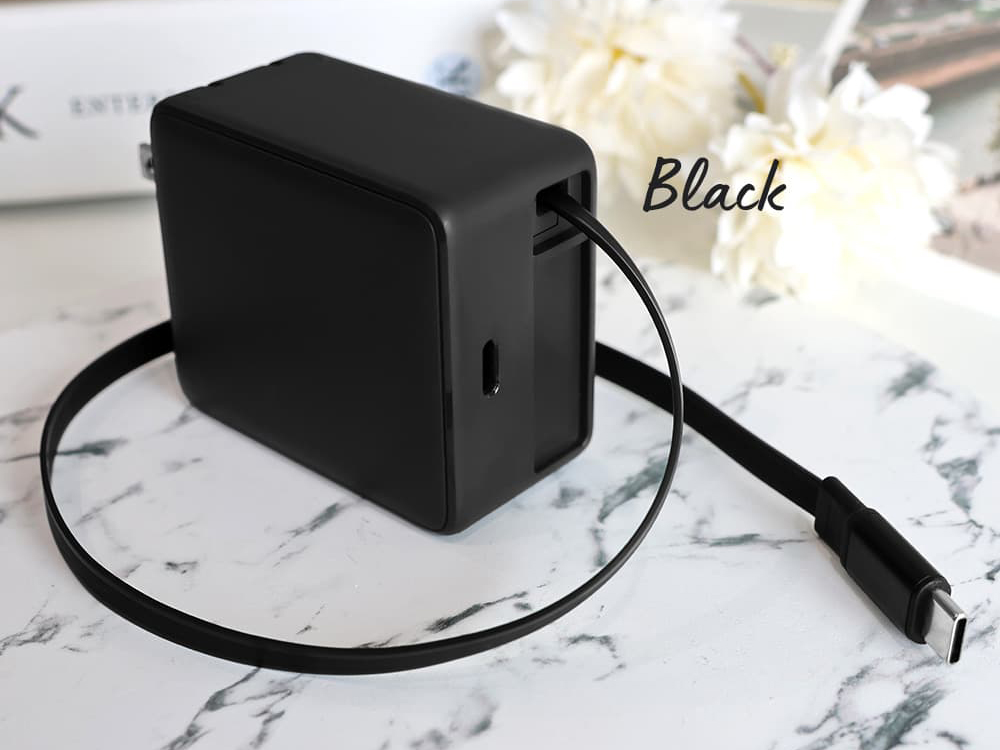巻取り式USB Type-Cケーブル内蔵の67W充電器 - デジカメ Watch