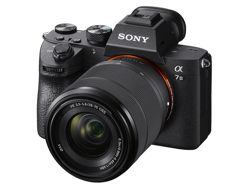 「α7 IV」「α7 III」ズームレンズキットが刷新　同梱レンズがII型に